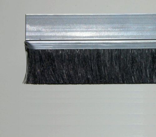 1 meter Strip Brush FH25 Zinced Steel with PP black BrushHeight BH25 Total Height TH50